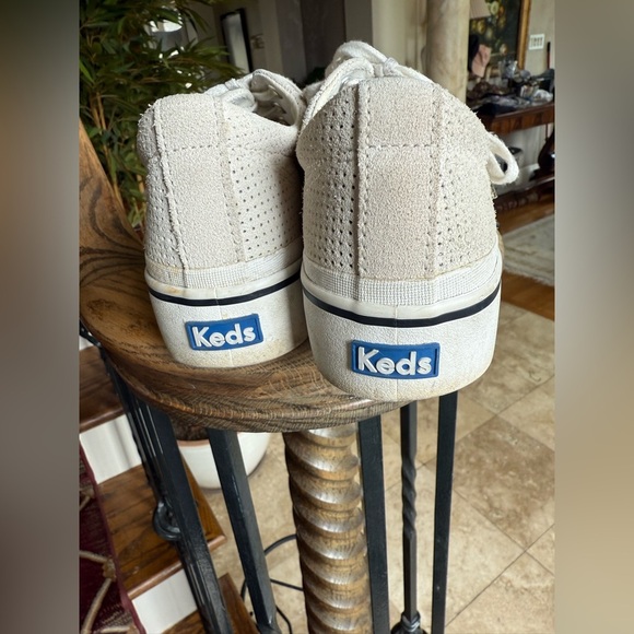 KEDS ladies JUMPKICK perforated low top sneaker beige/suede 9.5 WH65063 - Picture 6 of 11